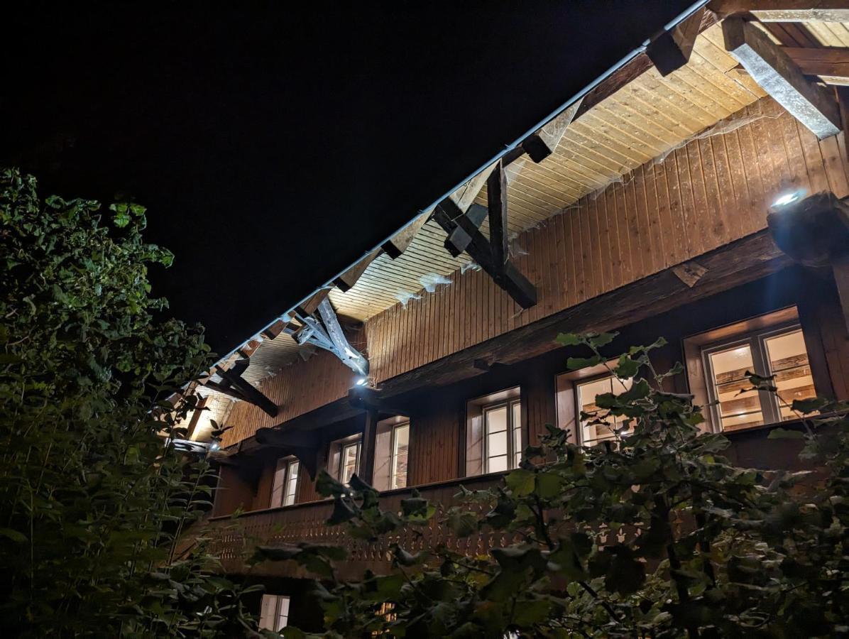 Ferienwohnung Im Historischen Schwarzwaldhaus Wieden Exterior foto